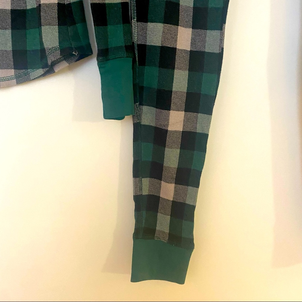 Victoria’s Secret Thermal Flannel Pajamas - Picture 6 of 8